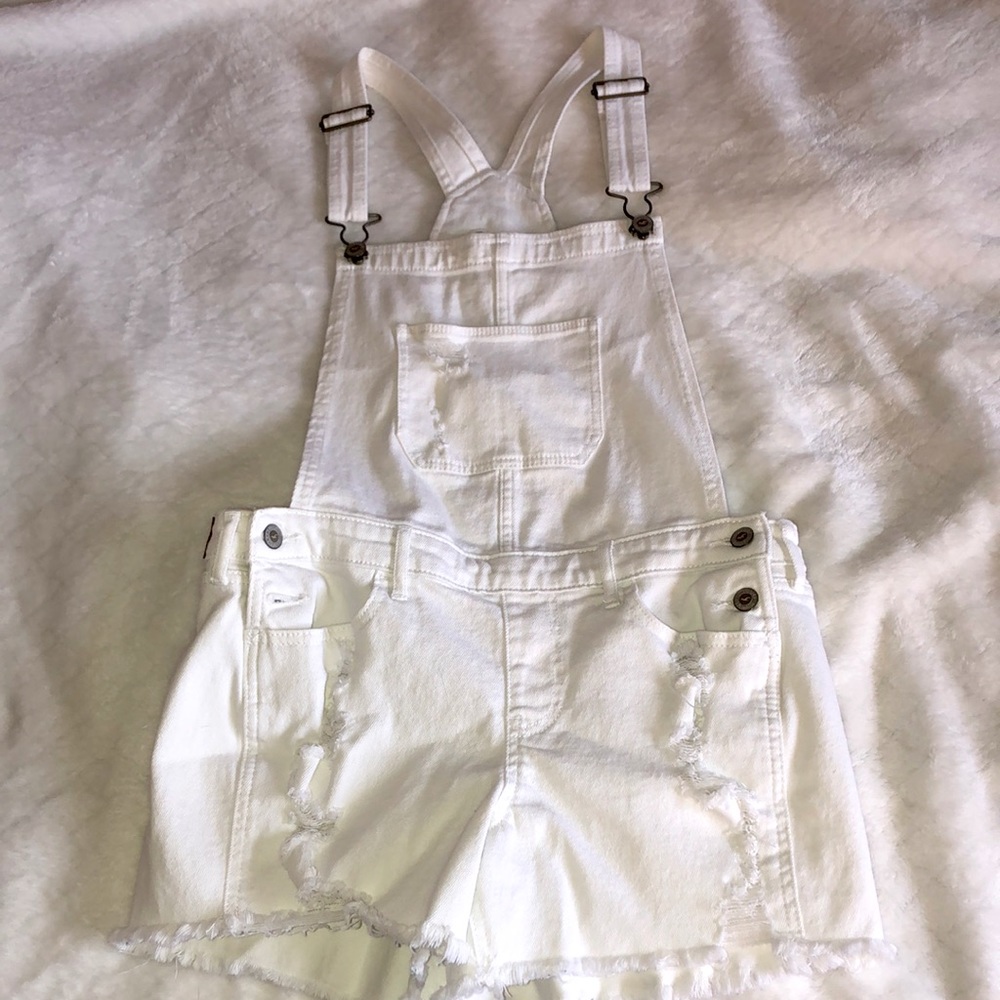 White Boyfriend Short Overalls